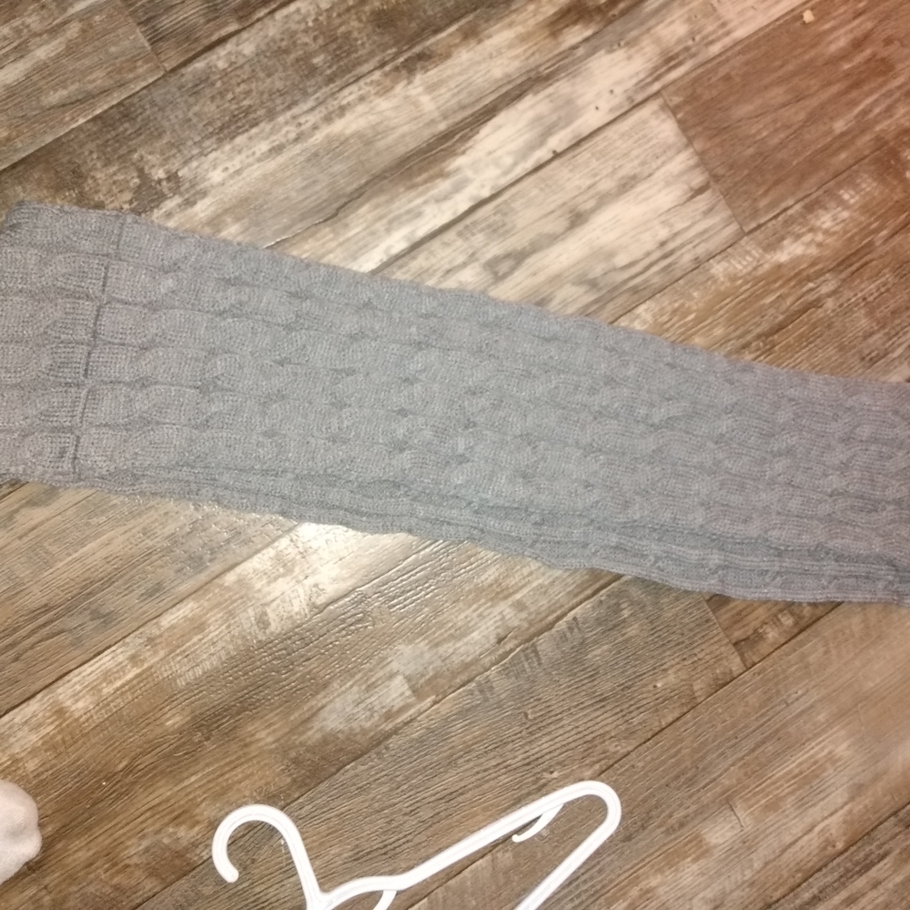 Women's scarves